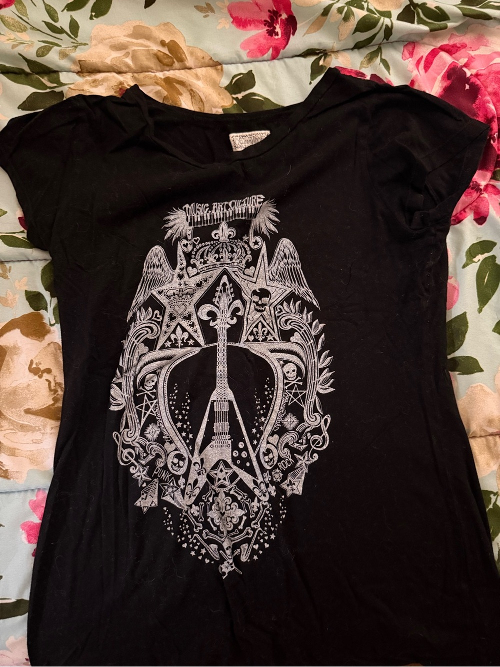 Lauren Moshi Black Short Sleeve Tee with White Guitar Crest